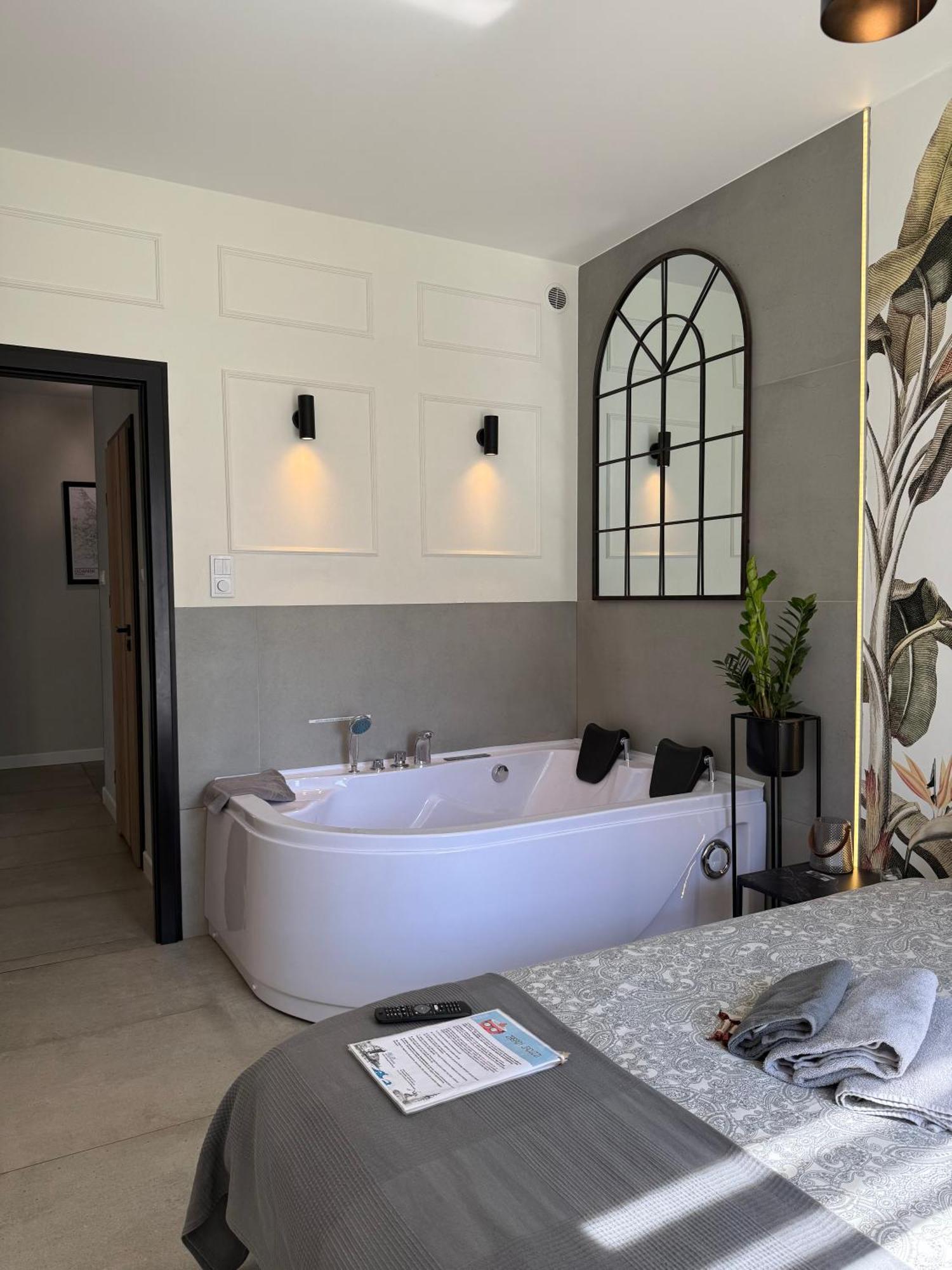 Jacuzzi Apartamenty Gdansk - Relax Apartments ภายนอก รูปภาพ